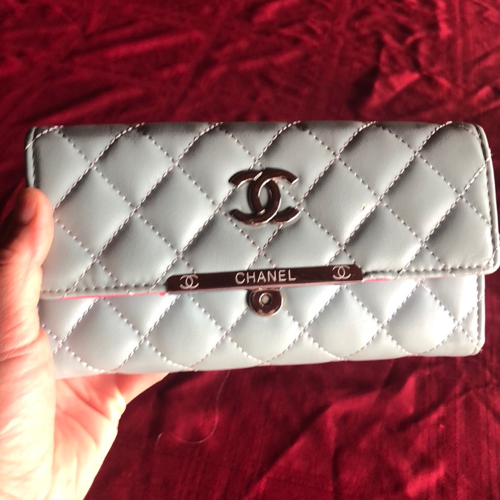 CC labeled wallet Good condition